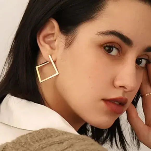 NEW 18K yellow gold plated square hoop drop earrings jewelry B19A - Picture 4 of 6